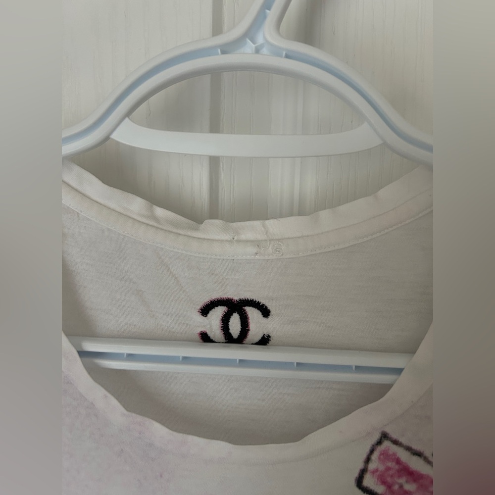 Chanel 2010 AOP Coco Vintage T Shirt - Picture 14 of 14
